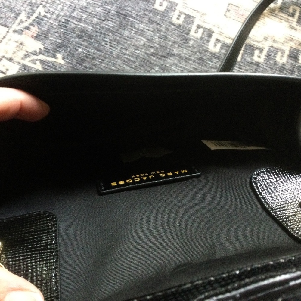 Marc Jacobs Patent Leather Crossbody Bag - Picture 6 of 13